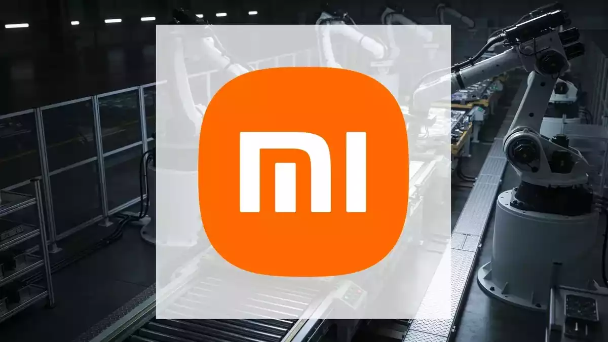 Xiaomi's EV Pre-Orders Clash With Profit Drop and India Probe