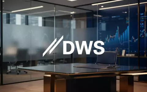 Modernes, hochwertiges Bürointerieur mit professioneller Beleuchtung, das eine optimistische Finanzatmosphäre vermittelt. - Foto: über boerse-global.de