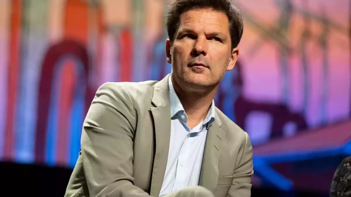 Krach will trotz des Trubels um seine Person weiter Wahlkampf machen. - Bild: Fabian Sommer/dpa