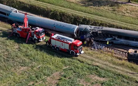Nach einem schweren Zugunglück in Polen sind die Lokführer für mehr Sicherheit auf der Schiene in den Bummelstreik getreten. - Foto: Leszek Szymanski/PAP/dpa
