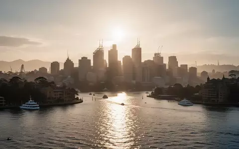 Die Skyline von Sydney bei Sonnenuntergang über dem Hafenbecken. - Foto: über boerse-global.de