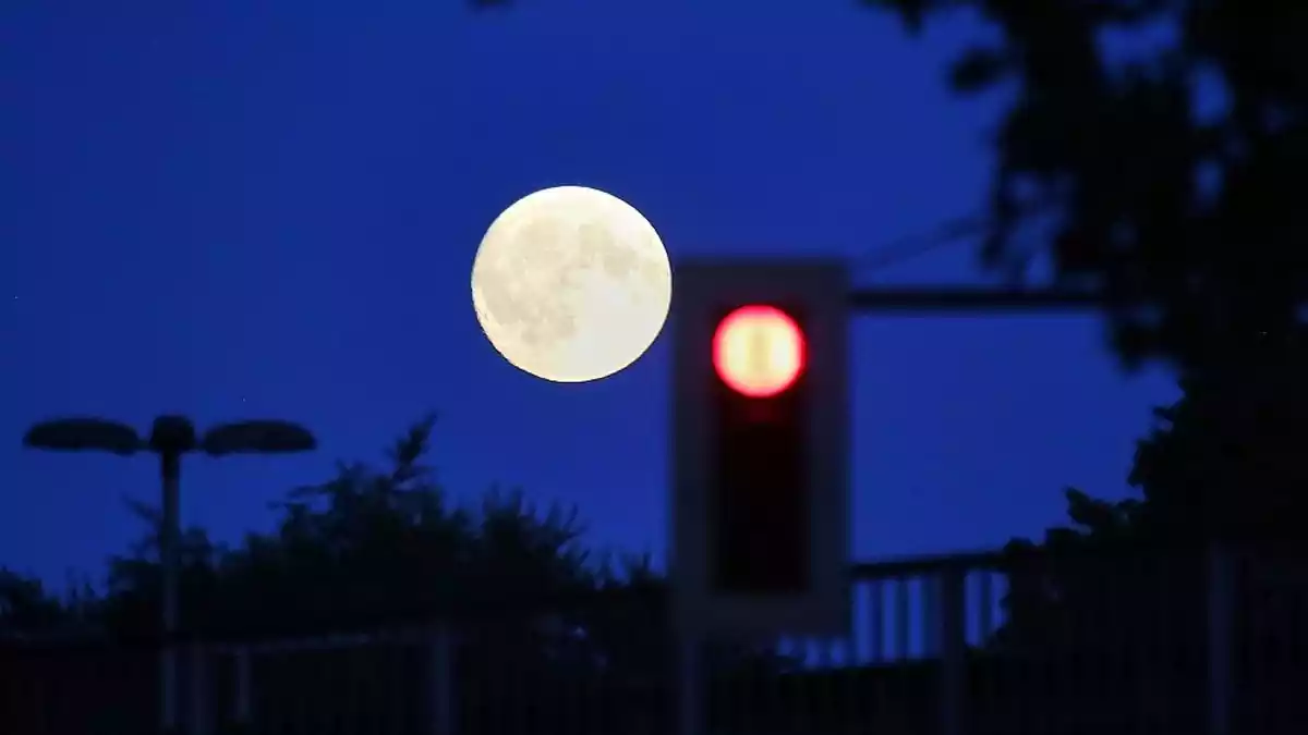 ESA glaubt nicht an europäische Mondmission binnen zehn Jahren