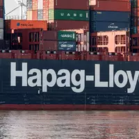 Hapag-Lloyd-Chef Rolf Habben Jansen glaubt trotz des Widerstands der israelischen Regierung weiter an eine Übernahme der dortigen Containerreederei ZIM. (Archivbild) - Foto: Markus Scholz/dpa
