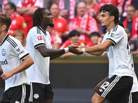 Can Uzun traf beim Frankfurter Sieg in Mainz doppelt. - Foto: Torsten Silz/dpa