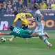 Fábio Silva (M) brachte den BVB früh in Führung. - Bild: Bernd Thissen/dpa