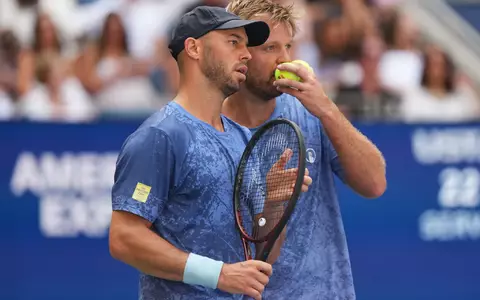 Kevin Krawietz (r) und Tim Pütz verlieren das US-Open-Finale - Foto: Kirsty Wigglesworth/AP/dpa