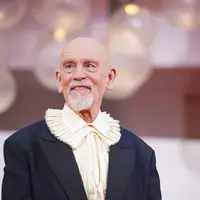 John Malkovich vor der Premiere von «Wild Horse Nine» Anfang September. - Foto: Alessandra Tarantino/Invision/AP/dpa