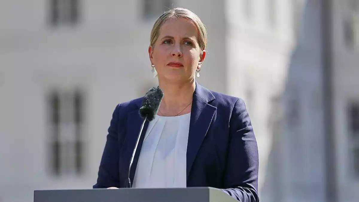 Bauministerin verteidigt Wohngeld-Kürzungen