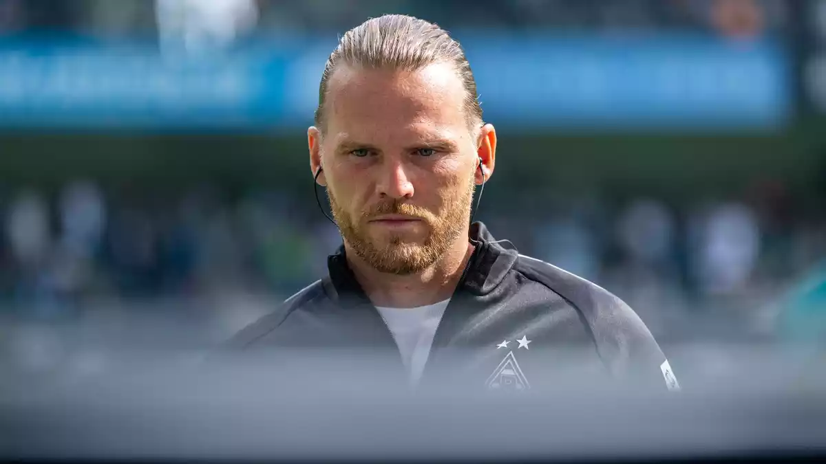 Muss wohl nach drei Spieltagen in der neuen Saison bei Borussia Mönchengladbach gehen: Eugen Polanski. (Archivbild)  - Bild: David Inderlied/dpa