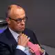 Kanzler Friedrich Merz (CDU) und seine Partei sind in einer heiklen Lage. (Archivbild) - Bild: Michael Kappeler/dpa
