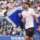 Alexander Zverev bejubelt seinen zweiten Grand-Slam-Titel.  - Bild: Frank Franklin II/AP/dpa
