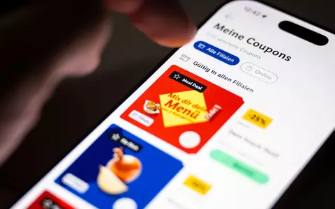 Lidl ködert Kunden in seiner App mit zusätzlichen Rabattaktionen. - Foto: Philip Dulian/dpa