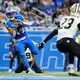 St. Brown (links) erzielte im ersten Saisonspiel zwei Touchdowns für die Lions. - Bild: Rey Del Rio/AP/dpa