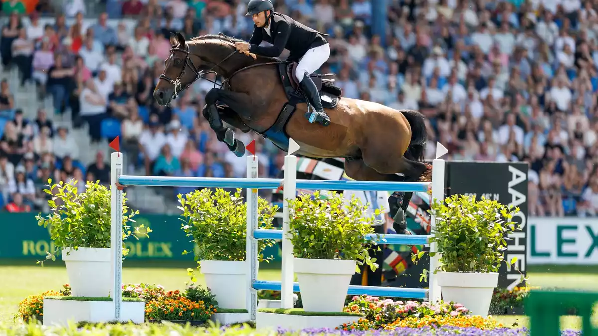 Richard Vogel hatte durch den Sieg beim Großen Preis von Aachen die Chance auf den Jackpot. - Bild: Stefan Lafrentz/dpa