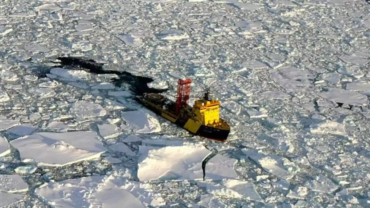 Finnland sieht Eisbrecher als Schlüssel für Europas Handlungsfähigkeit im Norden. (Archivbild) - Bild: DB M. Jakobssohn/dpa