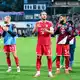 Der FC Bayern bejubelte in Elversberg einen mühevollen Arbeitssieg. - Bild: Uwe Anspach/dpa