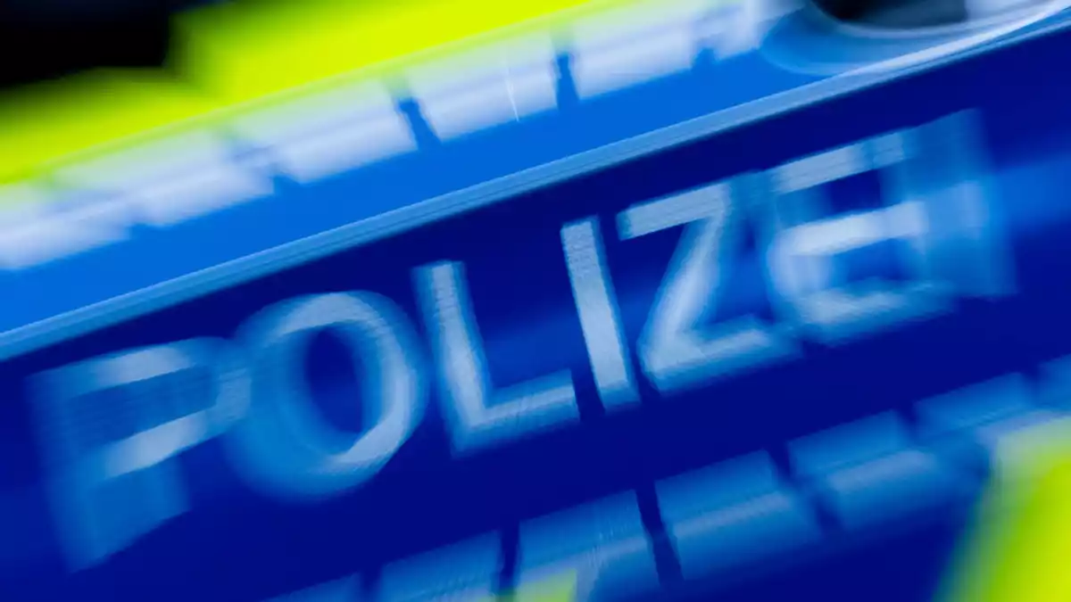 Die Polizei hat die Ermittlungen aufgenommen. (Symbolbild) - Bild: Rolf Vennenbernd/dpa