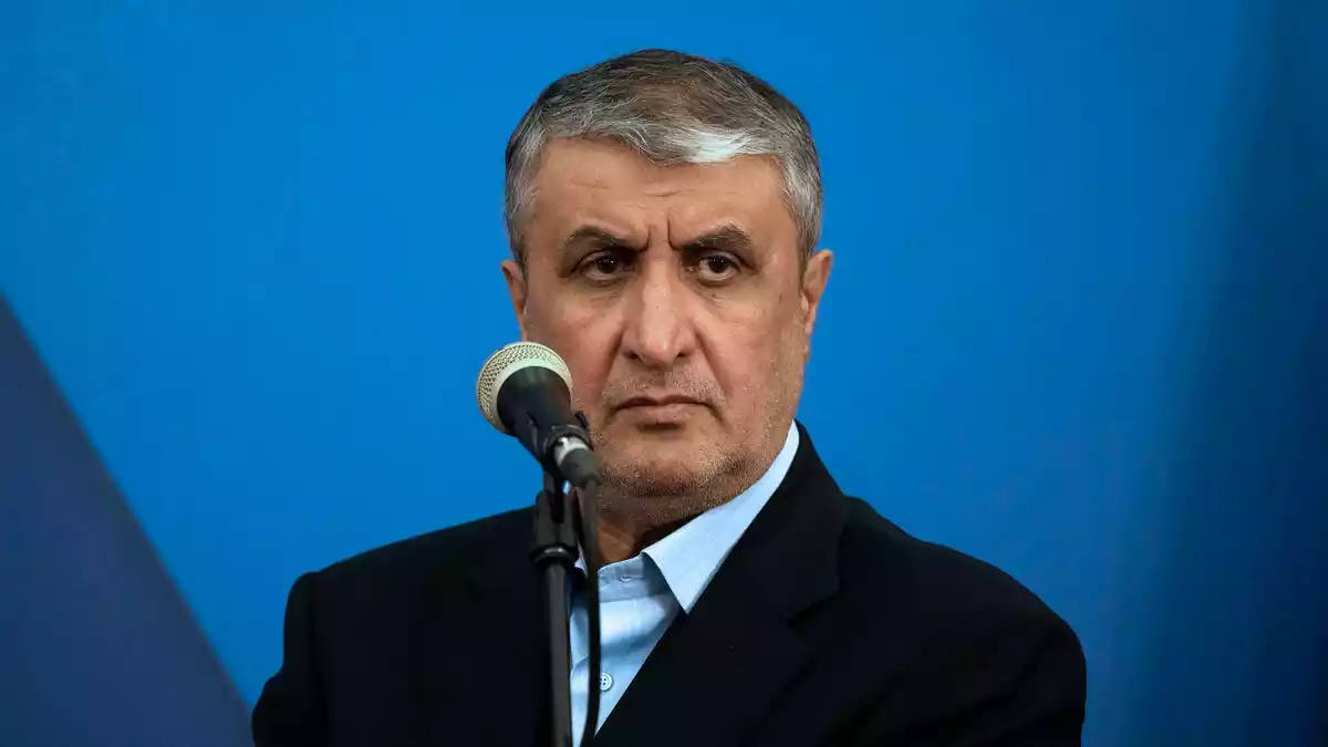 Der iranische Atomchef ist mit einem UN-Reiseverbot belegt. (Archivbild) - Bild: Vahid Salemi/AP/dpa