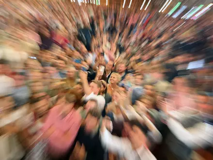 Musik ist auf der Wiesn fast so wichtig wie Bier (Archiv). - Foto: Karl-Josef Hildenbrand/dpa