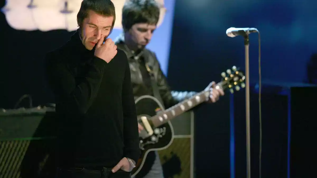 Liam und Noel Gallagher sind das Herz der Band, die 2009 zerbrach. (Archivbild) - Bild: picture alliance / dpa