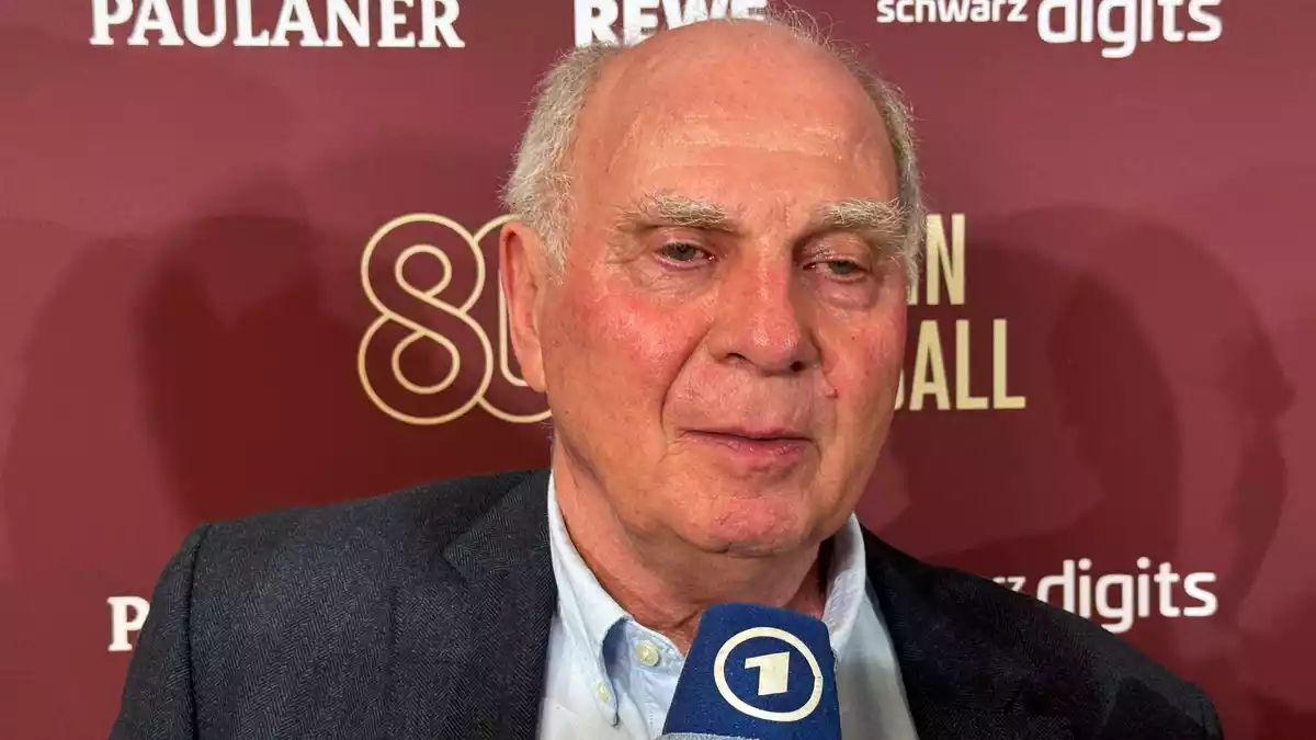 Uli Hoeneß nimmt Neu-Trainer Gavel und den neuen Sportchef Leibenath in die Pflicht. - Bild: Manuel Schwarz/dpa