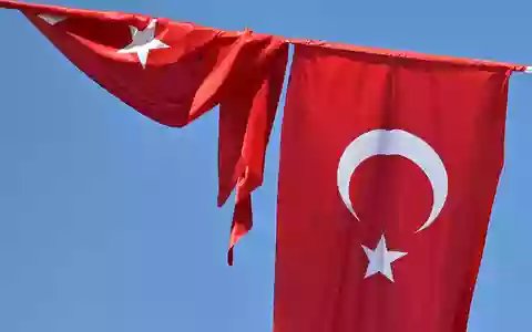 Bei einer Schießerei im Istanbuler Bezirk Fatih sind drei Menschen gestorben. (Symbolbild) - Foto: Anna Ross/dpa