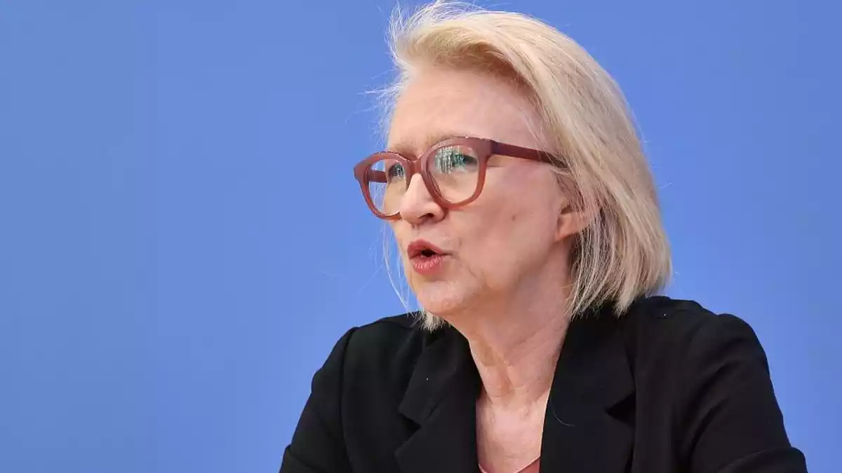 Schnitzer warnt vor Tankrabatt und Preisdeckel
