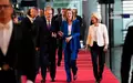 Will die Idee eines Europäischen Sicherheitsrates verwirklichen und auch Kanada einbeziehen: EU-Kommissionspräsidentin Ursula von der Leyen (r), hier mit Parlamentspräsidentin Roberta Metsola und Kanadas Premierminister Mark Carney. - Foto: Justin Tang/Canadian Press via ZUMA Press/dpa