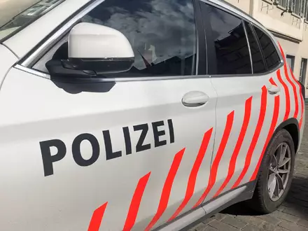 Die Rettungskräfte konnten nur noch den Tod der Insassen feststellen (Symbolbild) - Foto: Christiane Oelrich/dpa