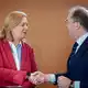 Bundessozialministerin Bärbel Bas (SPD) und Innenminister Alexander Dobrindt (CSU) - hier im Bundeskabinett - haben sich auf einen Aktionsplan gegen Sozialmissbrauch verständigt. (Archivfoto) - Bild: Kay Nietfeld/dpa