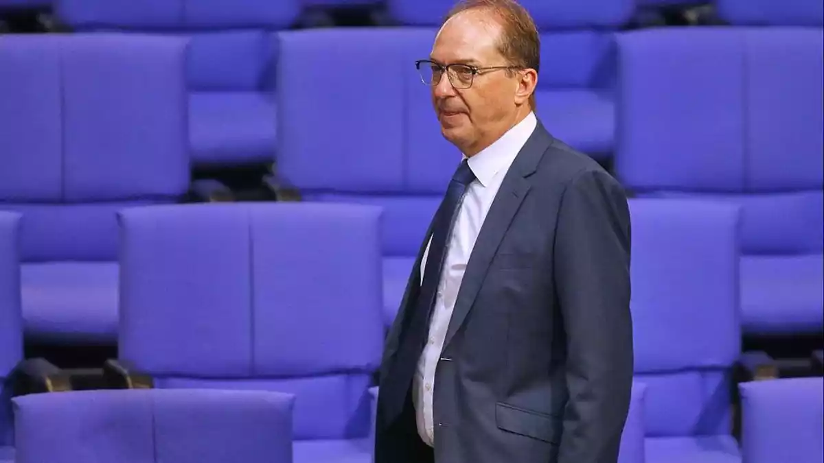 Dobrindt kündigt klare Kante gegenüber Sozialbetrügern an