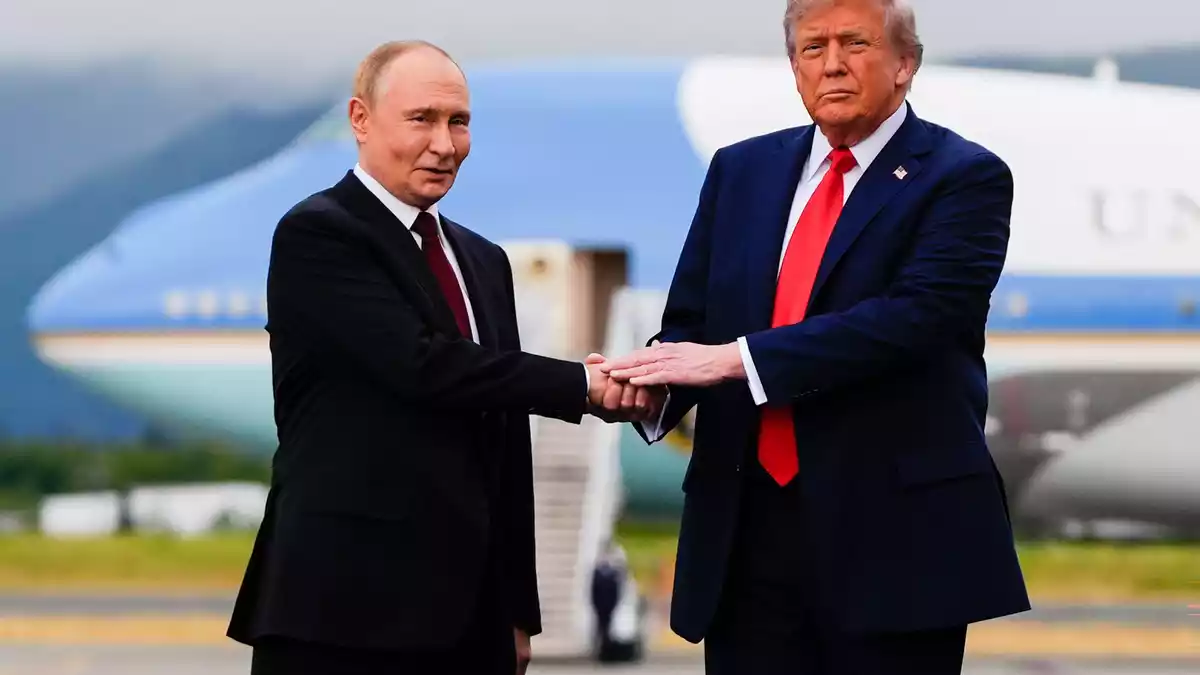 Trump betont immer wieder seine angeblich gute Beziehung zu Putin. (Archivbild). - Bild: Julia Demaree Nikhinson/AP/dpa