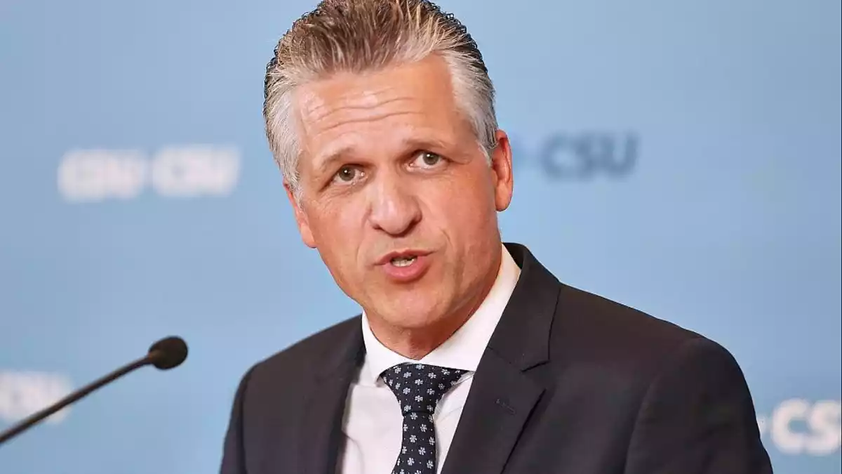 Frei warnt Union vor Minderheitsregierung im Bund