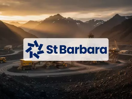 Professionelle Aufnahme einer Goldmine in einer Berglandschaft bei Sonnenaufgang mit stimmungsvoller Beleuchtung. - Foto: über boerse-global.de