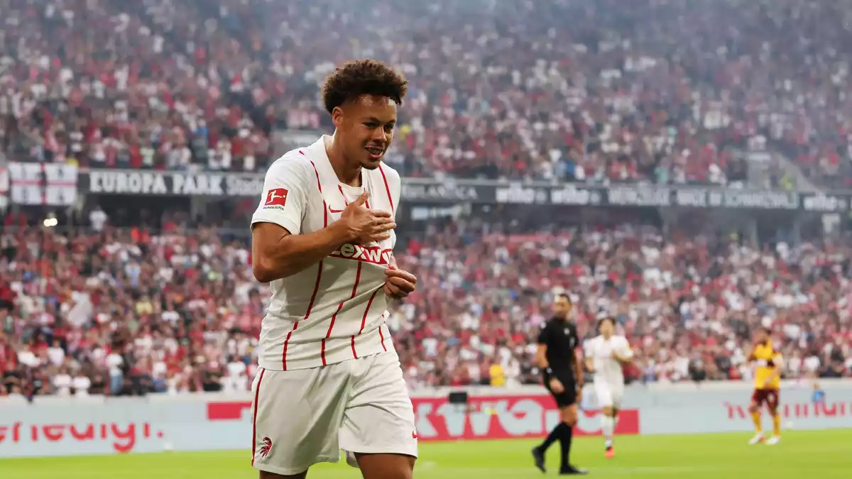 Derry Scherhant gehört zu den bislang relativ unbekannten DFB-Neulingen. (Archivbild) - Bild: Philipp von Ditfurth/dpa