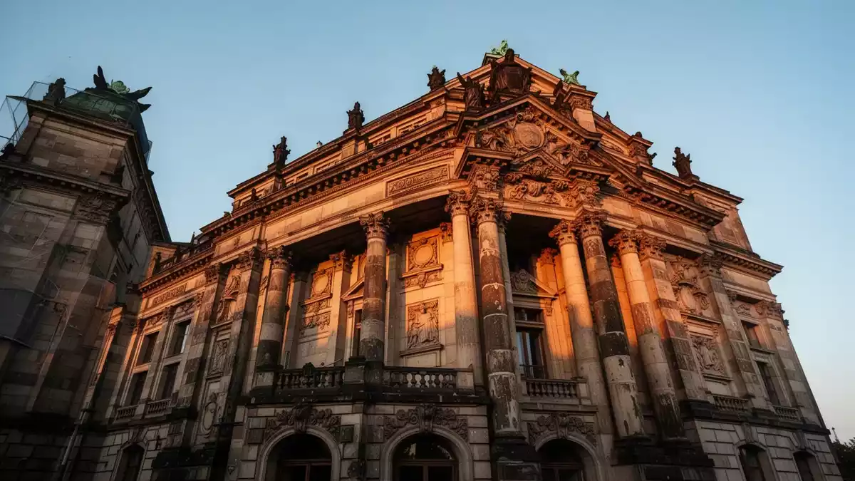 Stuttgarter Oper: CDU fordert Neubauprüfung und Planungsstopp