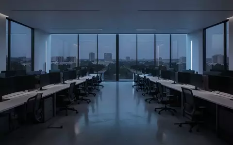 Ein leeres, modern eingerichtetes Sicherheitskontrollzentrum in den Abendstunden mit gedimmter Beleuchtung. - Foto: über boerse-global.de