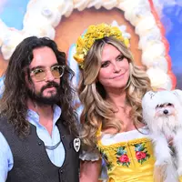 Model Heidi Klum - hier mit Ehemann Tom Kaulitz - hat bereits zum zweiten Mal zum «HeidiFest» geladen.  - Foto: Felix Hörhager/dpa