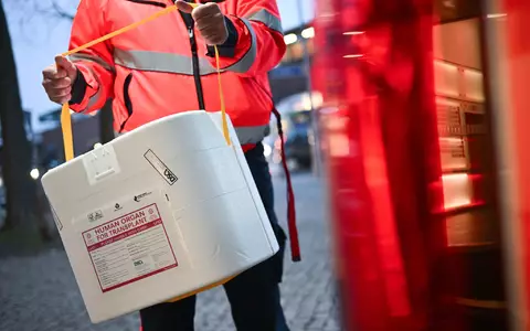 Sollen die Regeln für mehr Organspenden grundlegend geändert werden? (Archivbild) - Foto: Sebastian Gollnow/dpa