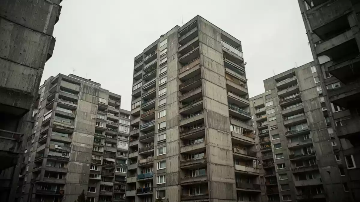 Grand City Property weist Asbest in Kölner Hochhäusern nach