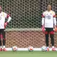 Stellvertreter Baumann und Stammkeeper Neuer waren bei der WM dabei. (Archivbild) - Bild: Jan Woitas/dpa
