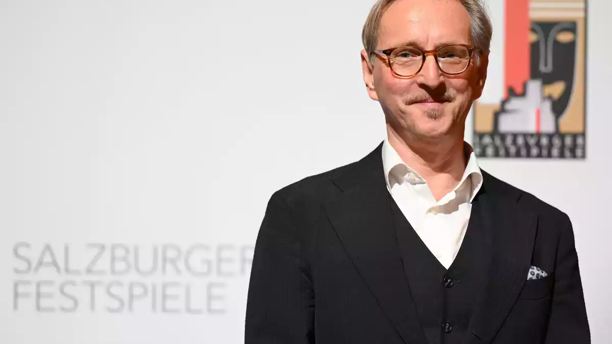 Der neue Intendant will das Gespräch mit Mitarbeitern und Publikum suchen. - Bild: Barbara Gindl/APA/dpa