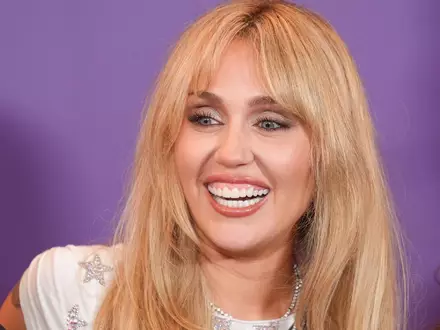 Miley Cyrus bringt ihr zehntes Studioalbum raus. (Archivbild) - Foto: Chris Pizzello/Invision/dpa