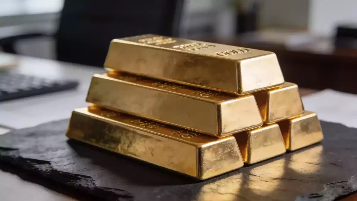 Gold Tops US Treasuries in Central Bank Reserves for First Time in Decades