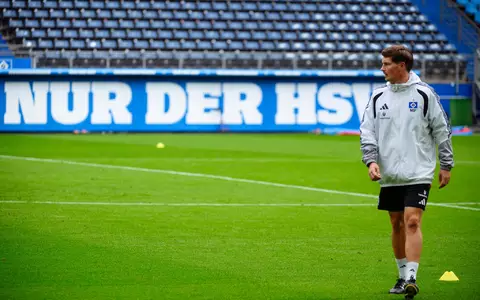 Hat weiter das Sagen beim HSV: Trainer Merlin Polzin.  - Foto: Gregor Fischer/dpa