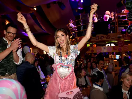 Cathy Hummels hat seit einigen Jahren ihr eigenes Wiesn-Event. (Archivbild) - Foto: Felix Hörhager/dpa