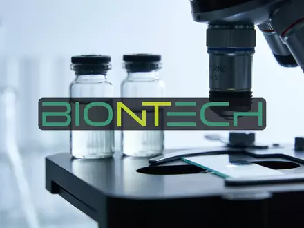 Abstrakte Darstellung eines hochmodernen biotechnologischen Labors mit medizinischen Forschungsgeräten. - Foto: über boerse-global.de