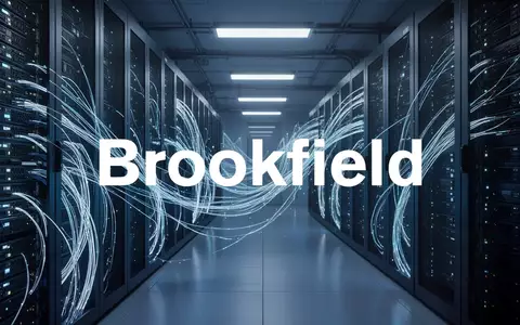 Moderne Rechenzentrumsinfrastruktur mit leuchtenden Glasfaserkabeln und Server-Racks in blauem Licht. - Foto: über boerse-global.de