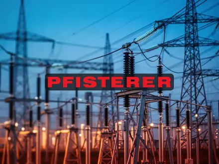 Moderne Hochspannungs-Infrastruktur und Stromnetz-Technologie in einer professionellen, atmosphärischen Aufnahme. - Foto: über boerse-global.de