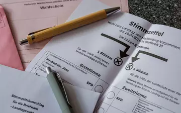 In wenigen Tagen öffnen die Wahllokale in MV für die Landtagswahl. (Symbolbild) - Foto: Jens Büttner/dpa